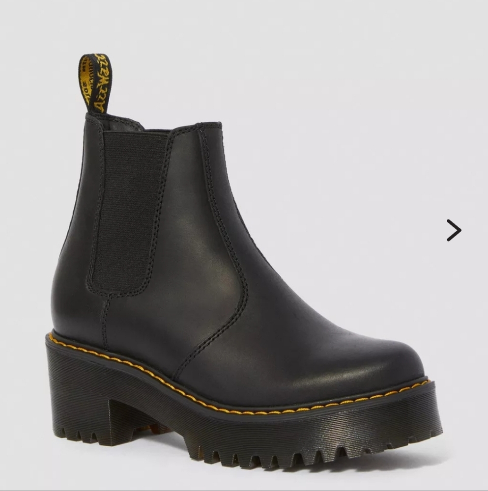 Dr. Martens Black Rometty Platform Chelsea Boots Size W8